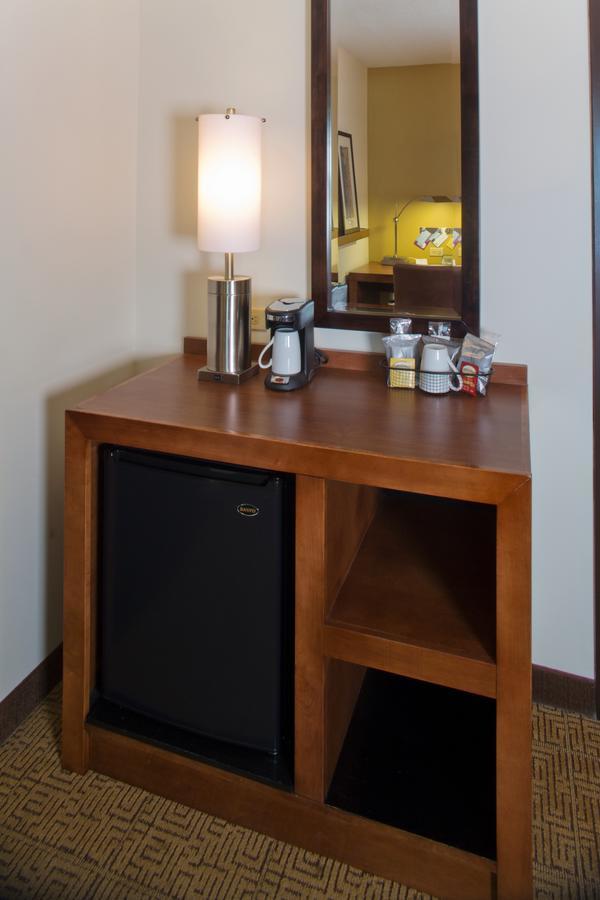 Hyatt Place Long Island East End Риверхед Экстерьер фото